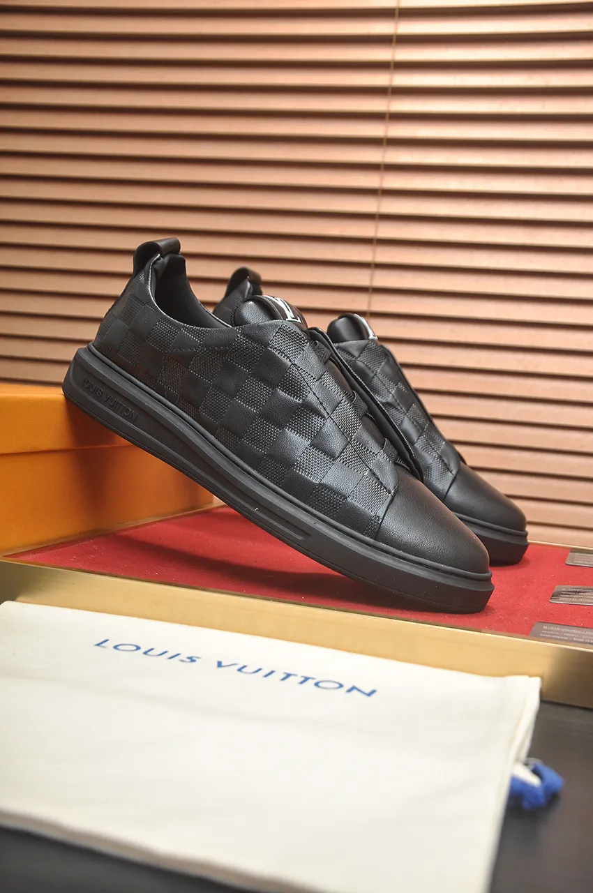 Men's shoes💰460💶【LOUIS VUITTON】Same model from LV.Louis Vuitton official website [satisfied] original single hot model LV original factory cowhide material👑1:1 original plate sheepskin lining, body accessories one to one mold opening💪 counter quality 🙏 Dear friends, if you still worry about wearing matching shoes💋, then these shoes are your best choice🎁🎁! 38-45 (45 is custom-made and cannot be returned or exchanged)